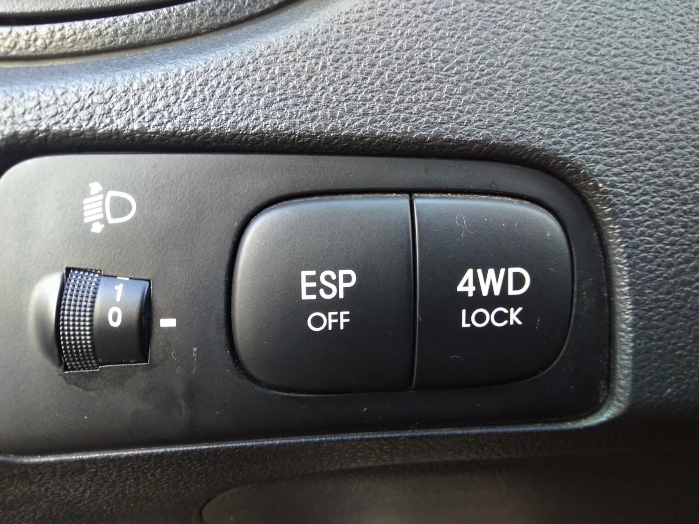 kia-sportage-2-0-sportage - 9