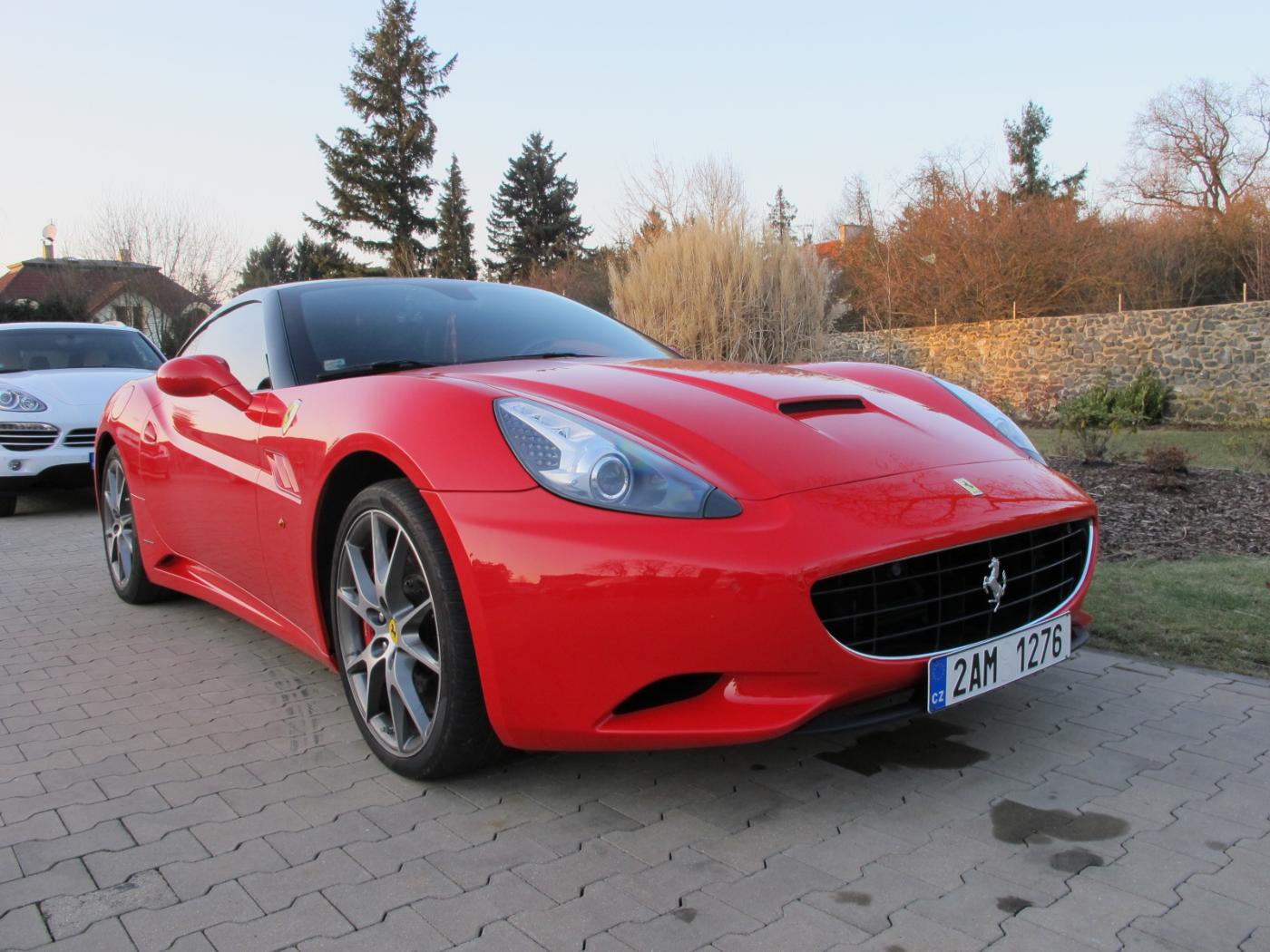 ferrari-california-cr-1-majitel - 2