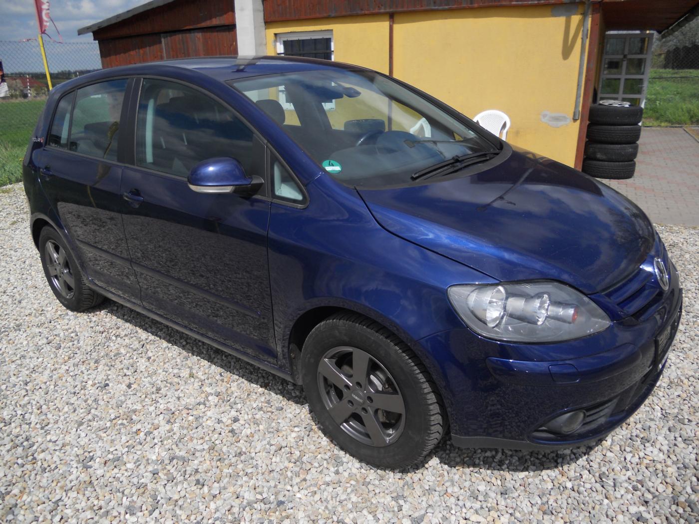volkswagen-golf-plus-1-9-tdi-77kw-tour - 2