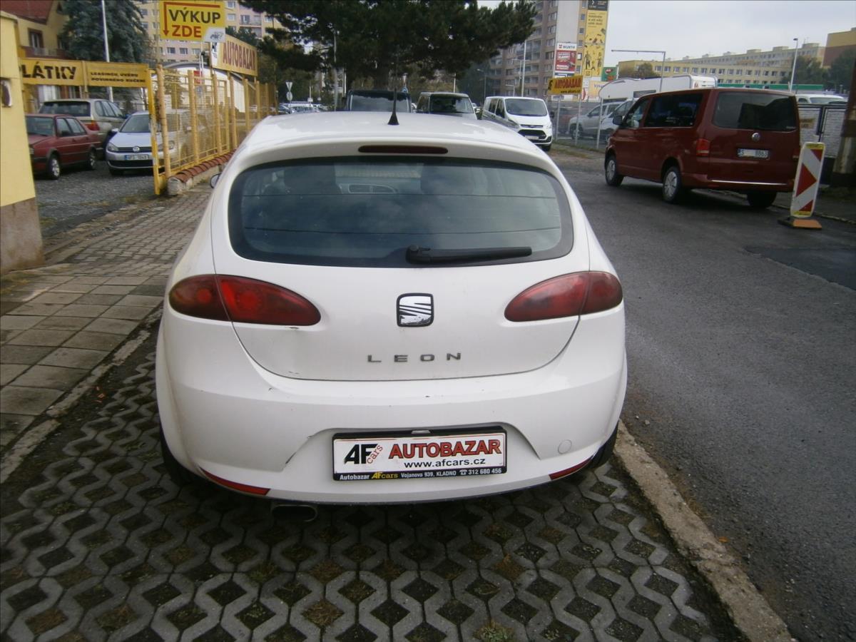 seat-leon-1-4-i-16v-reference - 4