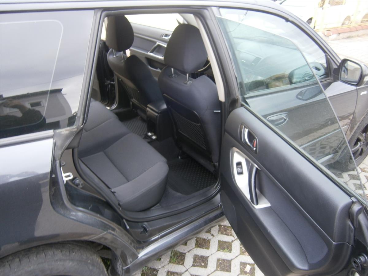 subaru-legacy-2-0-i-awd-klima - 9