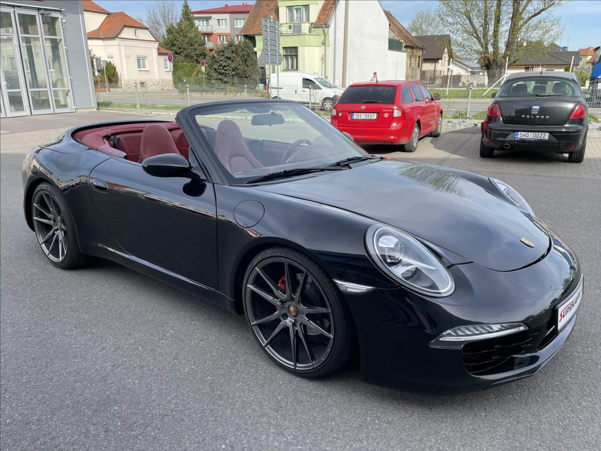 porsche-911-3-4-i-carrera-4-manual-cabriolet-991-replica-cervena-kuze-el-strecha-jen-68-000km - 2