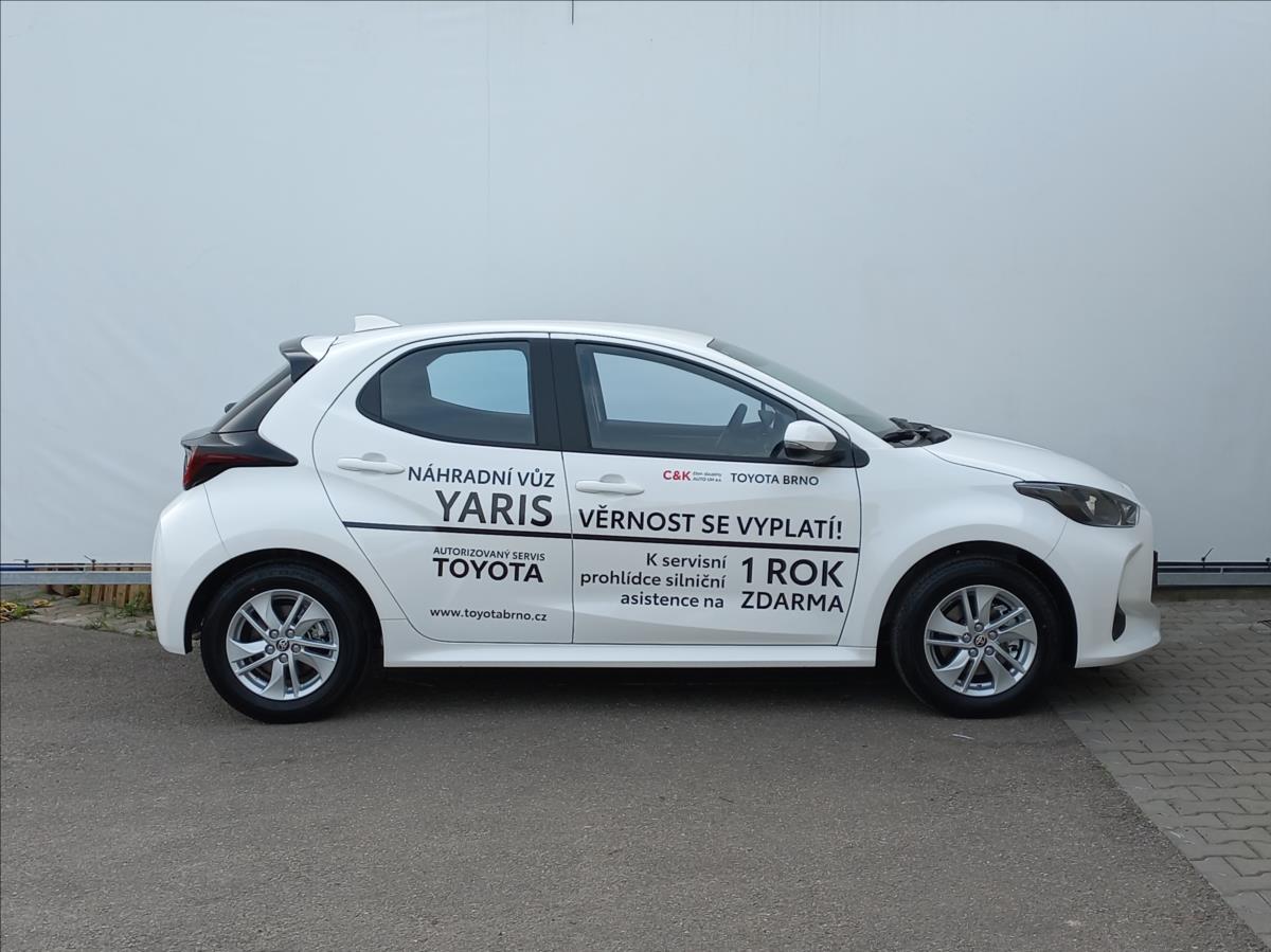 toyota-yaris-1-5-hybrid-e-cvt-116k-comfort - 1