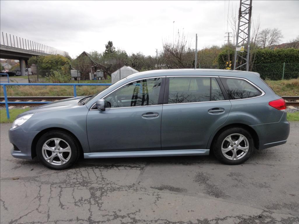 subaru-legacy-2-0-top-stav-serviska-4x4 - 8