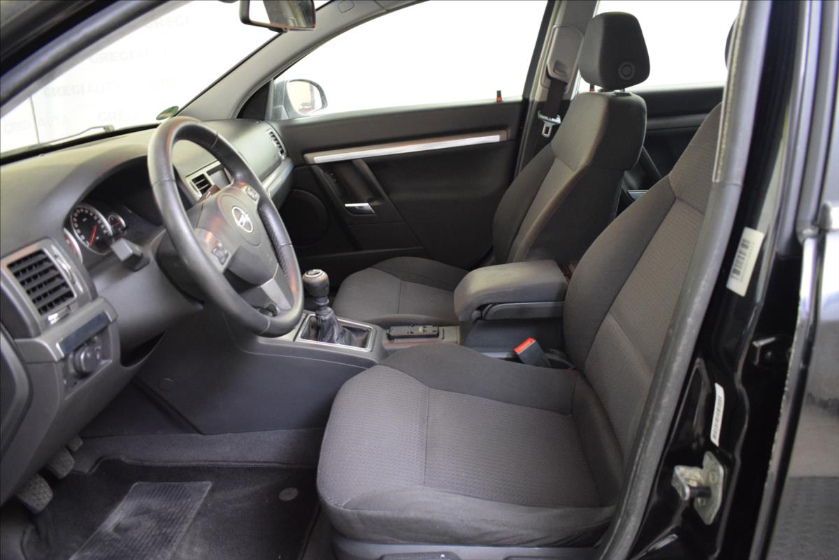 opel-vectra-1-8-16v-bez-koroze-super-stav - 7