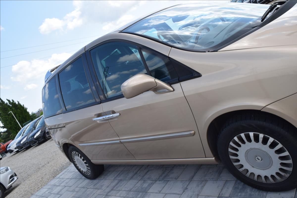 lancia-phedra-2-2-jtd-94kw-7mist-bez-dpf - 8