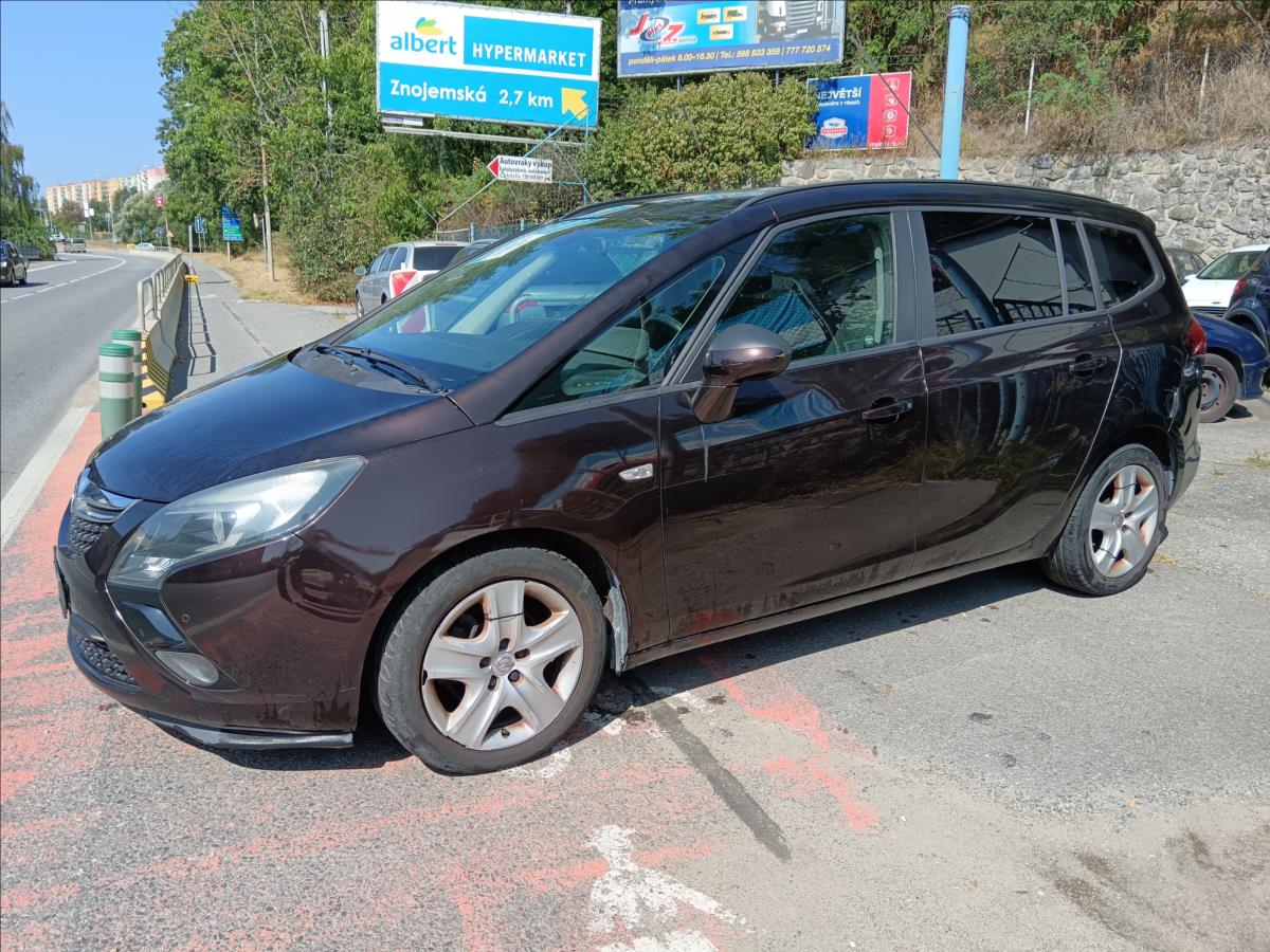opel-zafira-2-0-2-0-cdti-96kw-cosmo - 4