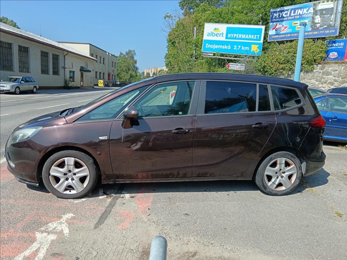 opel-zafira-2-0-2-0-cdti-96kw-cosmo - 6