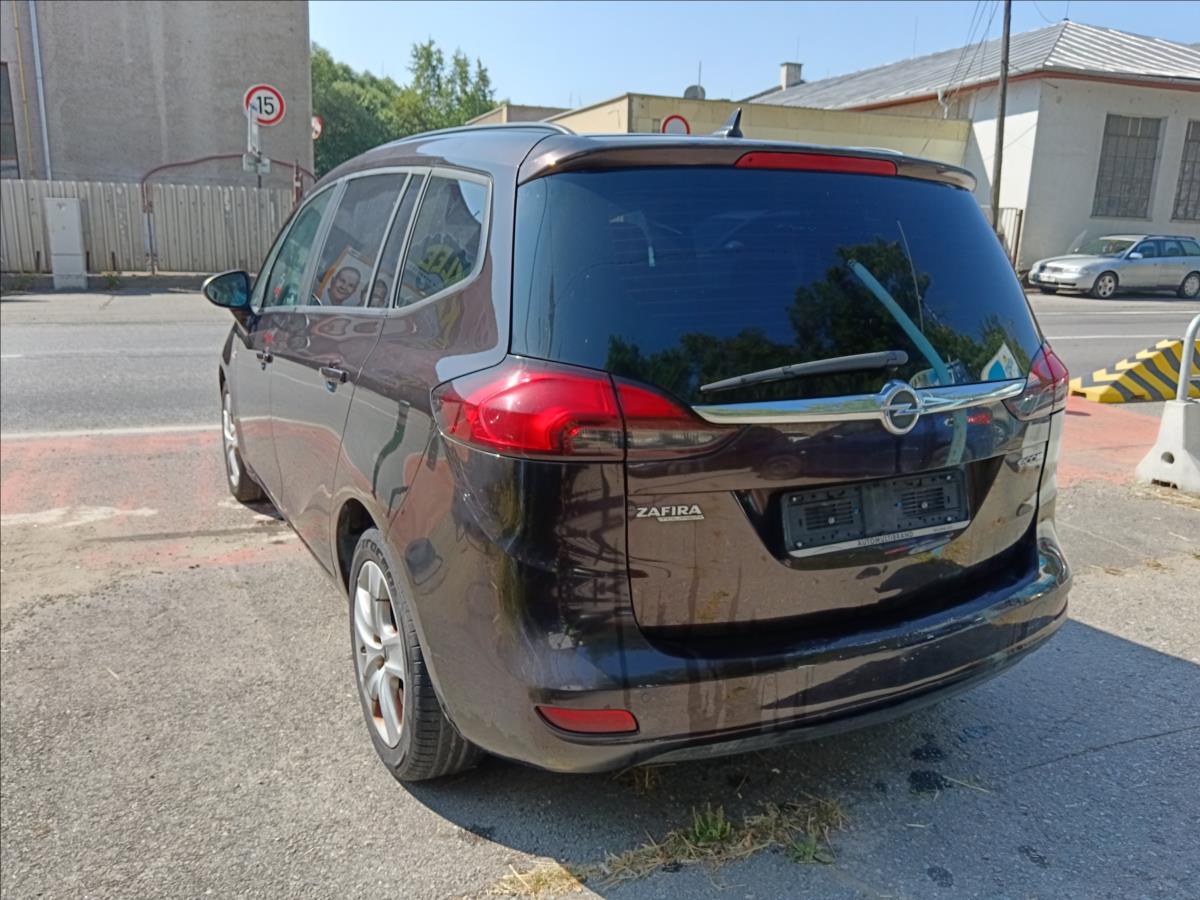 opel-zafira-2-0-2-0-cdti-96kw-cosmo - 9
