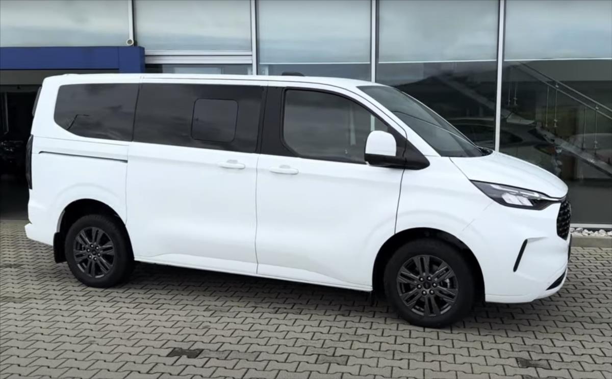 ford-tourneo-custom-2-0-awd-l1-atm-titanium - 1