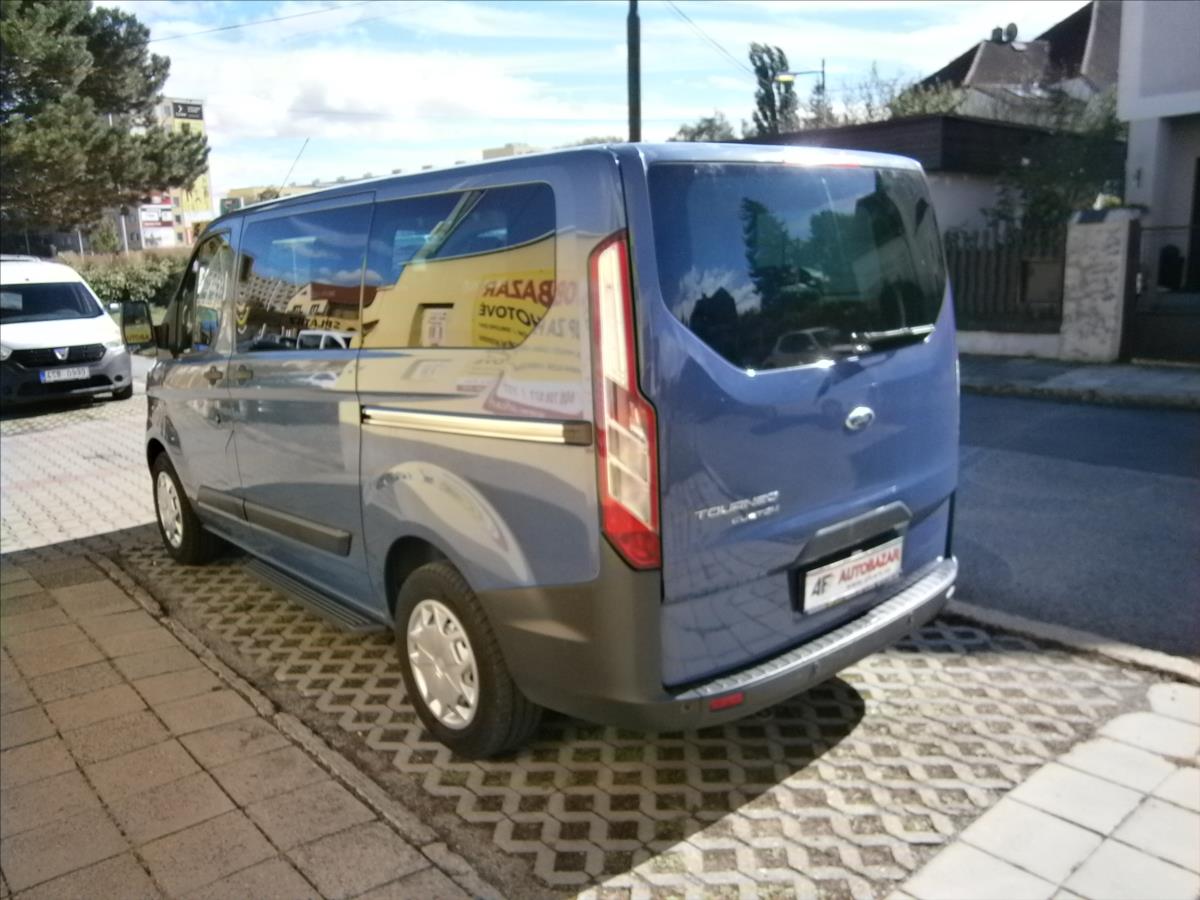 ford-tourneo-custom-2-2-tdci-titanium - 3