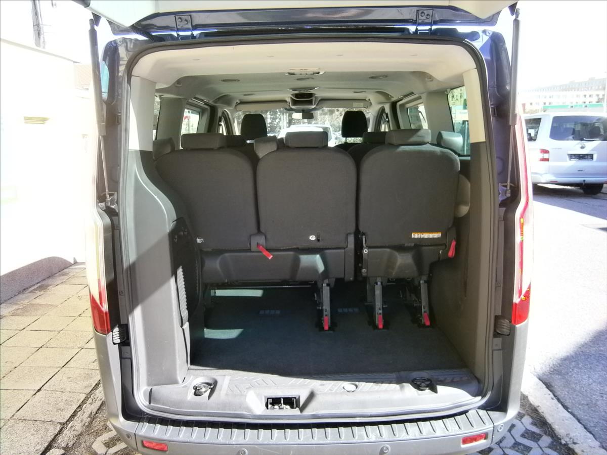 ford-tourneo-custom-2-2-tdci-titanium - 7