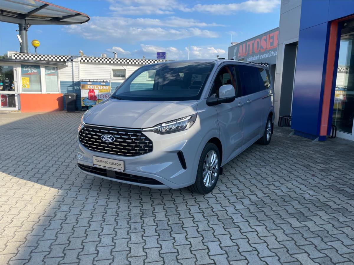 Ford Tourneo Custom 2,0 EcoBlue  TITANIUM