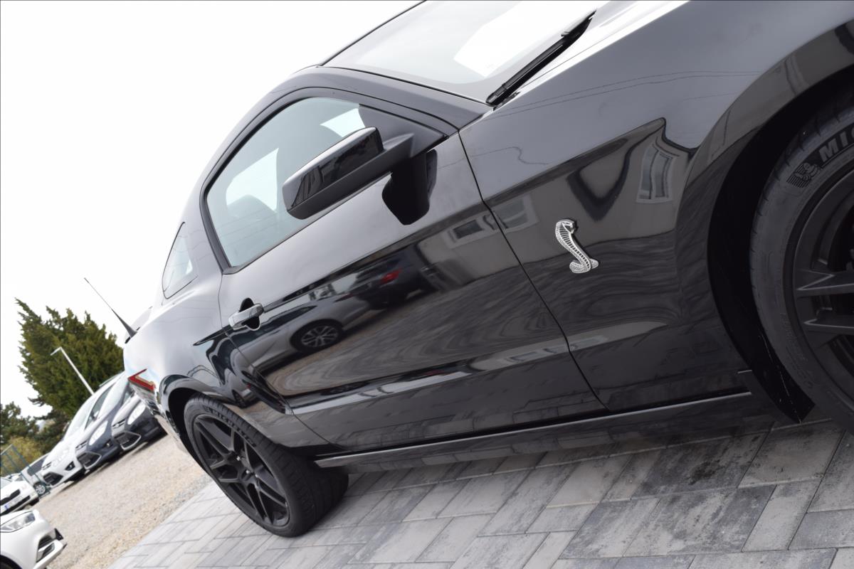 ford-mustang-5-8-shelby-gt500-485kw-eu-verze - 8