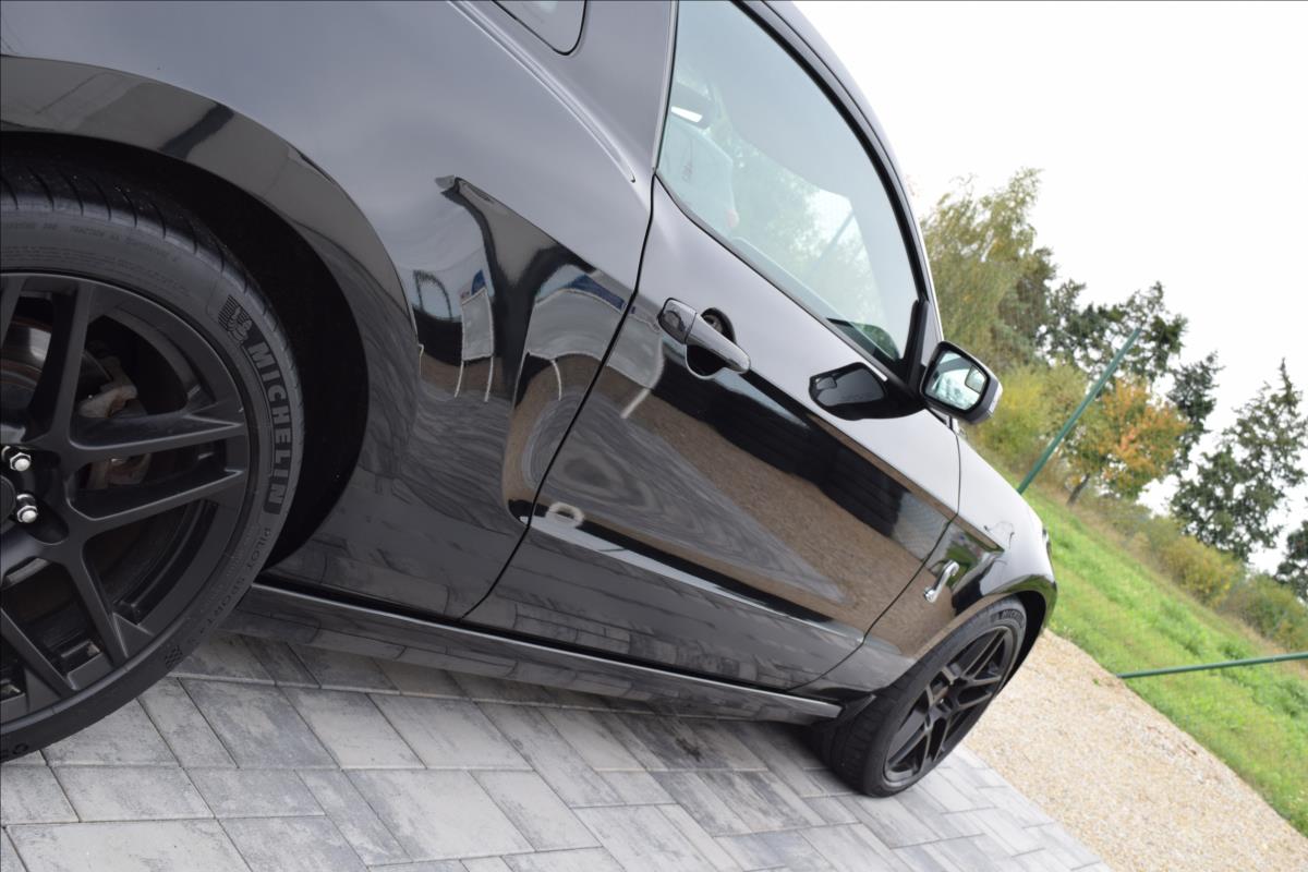 ford-mustang-5-8-shelby-gt500-485kw-eu-verze - 9