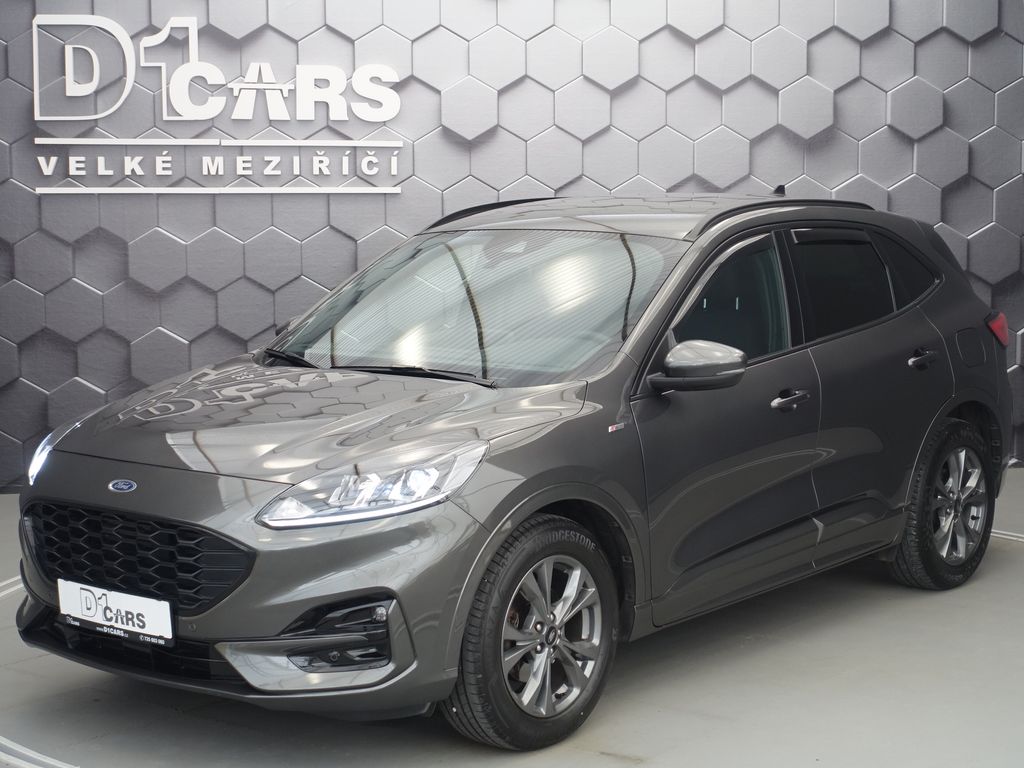 Ford Kuga 110 kw, ST-Line, manuál