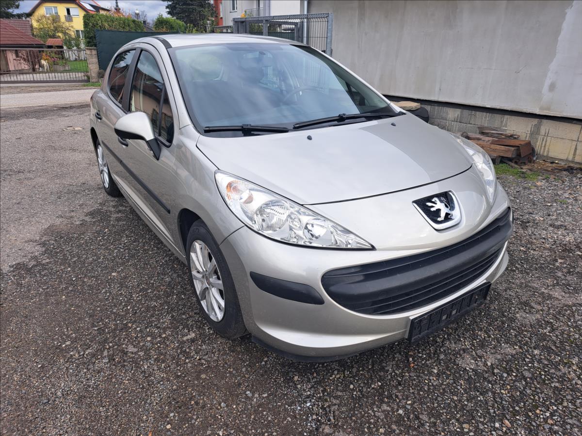 peugeot-207-1-4-hdi-70-k-urban - 8