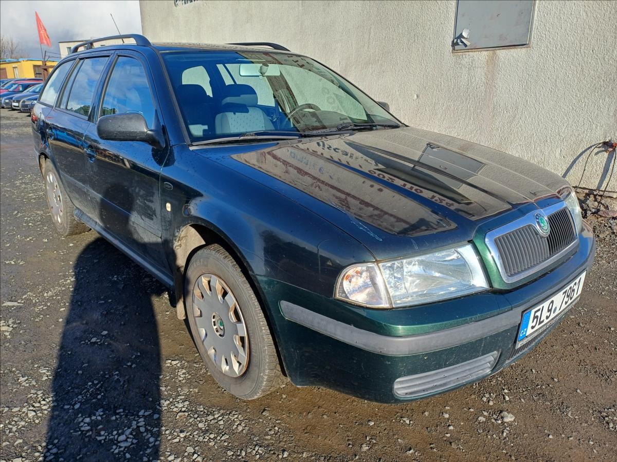 skoda-octavia-1-6-ambiente-combi - 2