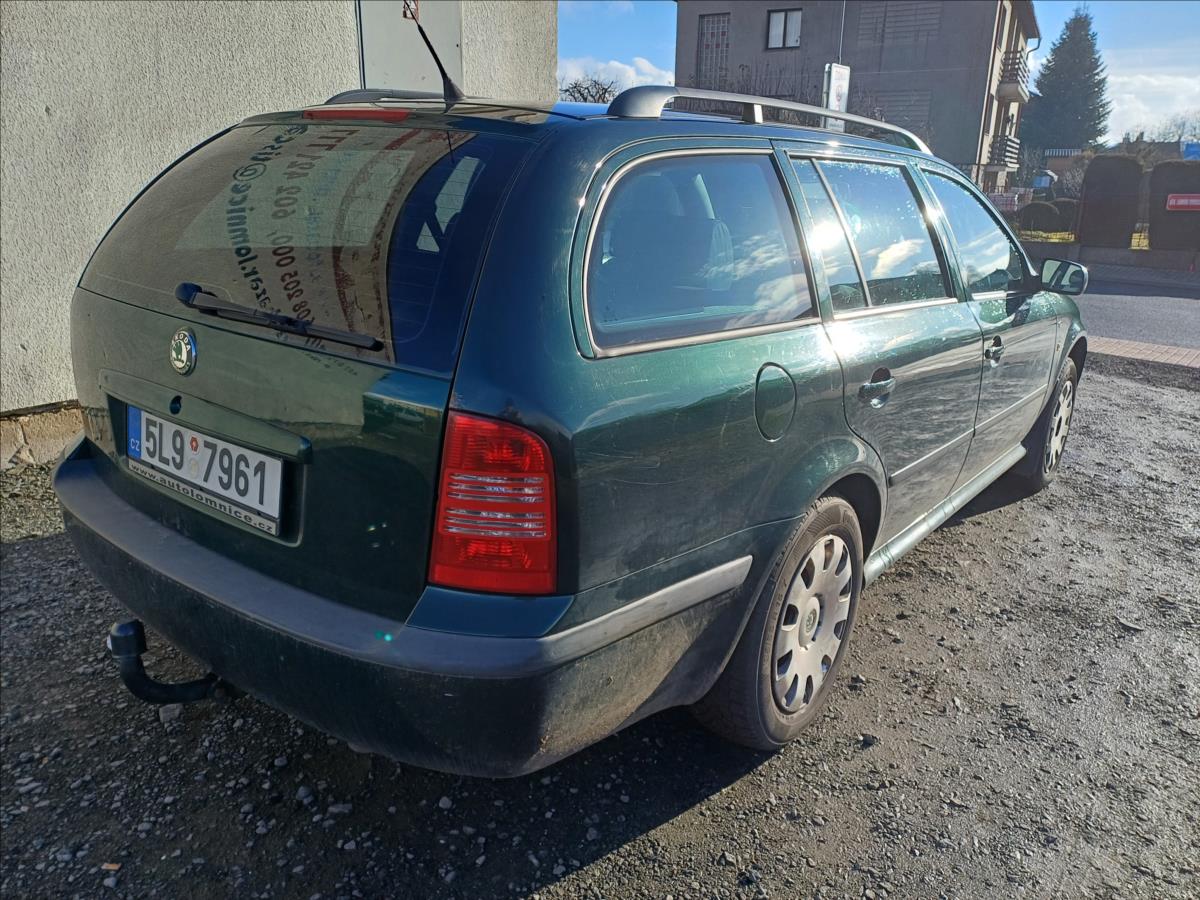 skoda-octavia-1-6-ambiente-combi - 3