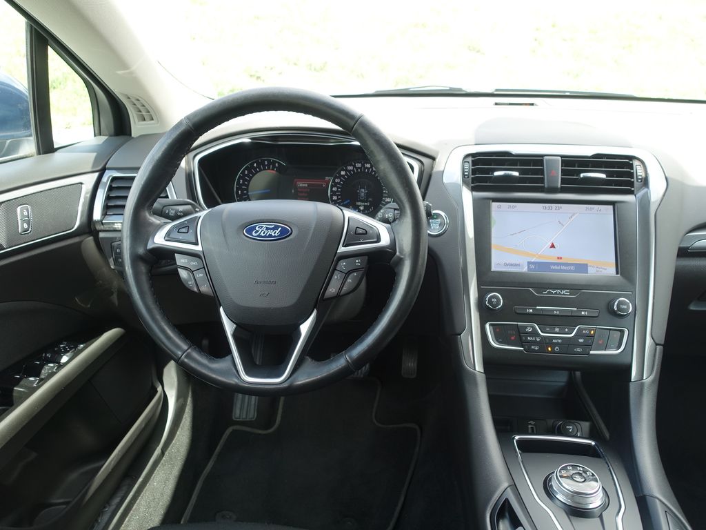 ford-mondeo-140-kw-at8-titanium-led - 7