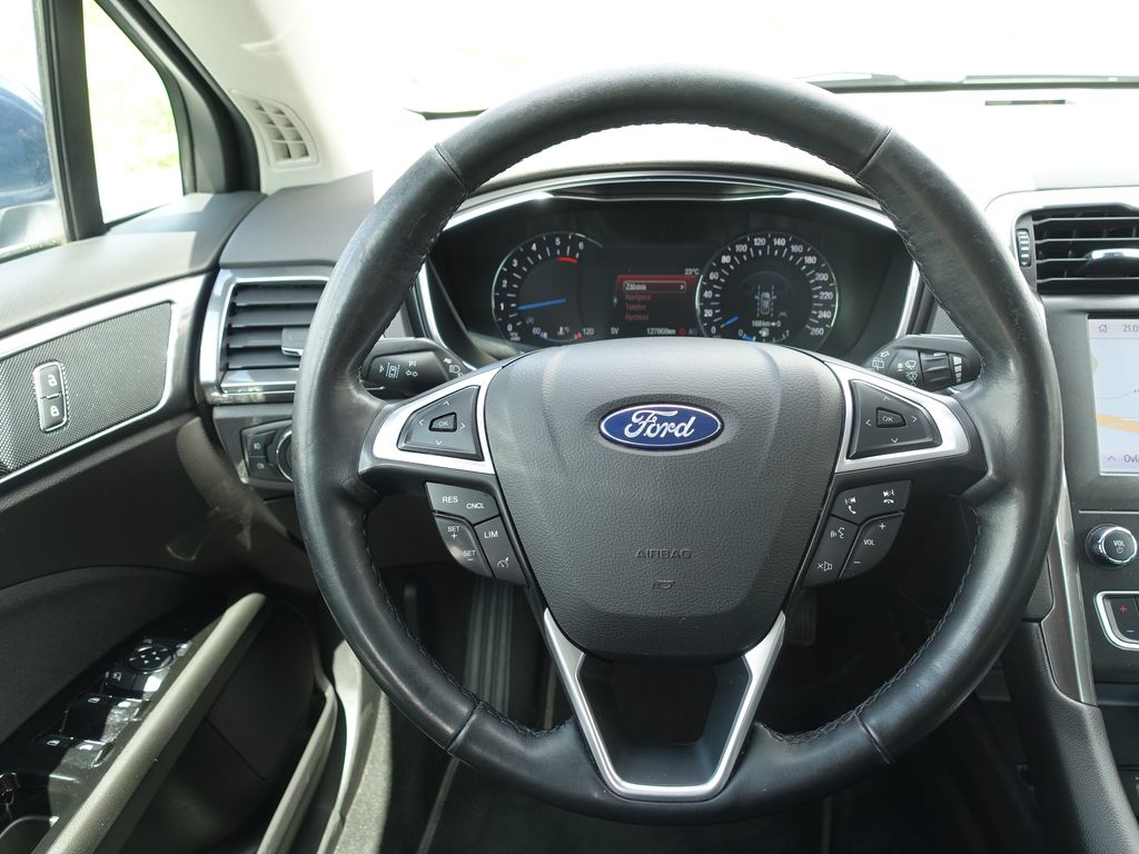 ford-mondeo-140-kw-at8-titanium-led - 8