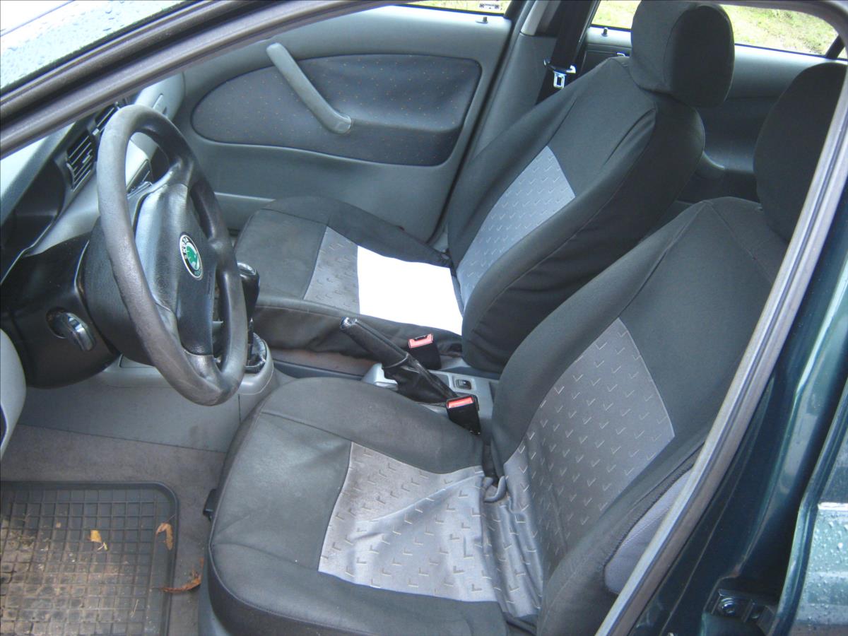 skoda-octavia-1-9-tdi-classic-combi - 9