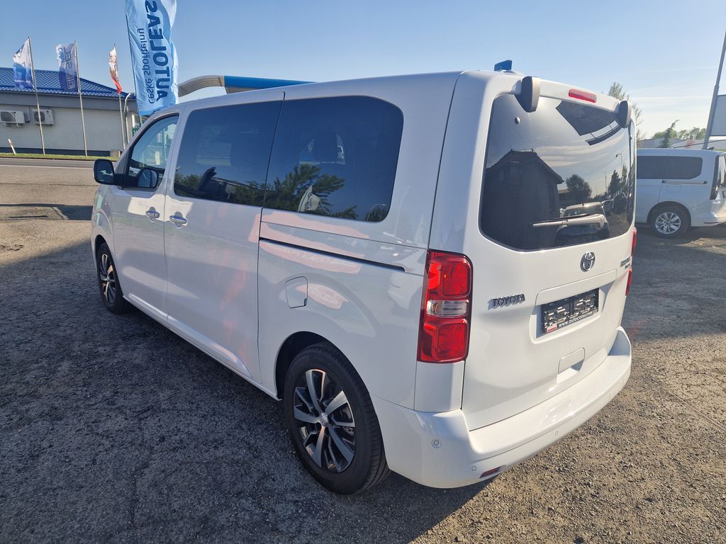 toyota-proace-verso-2-0d-l1-8mist-family-navi - 6
