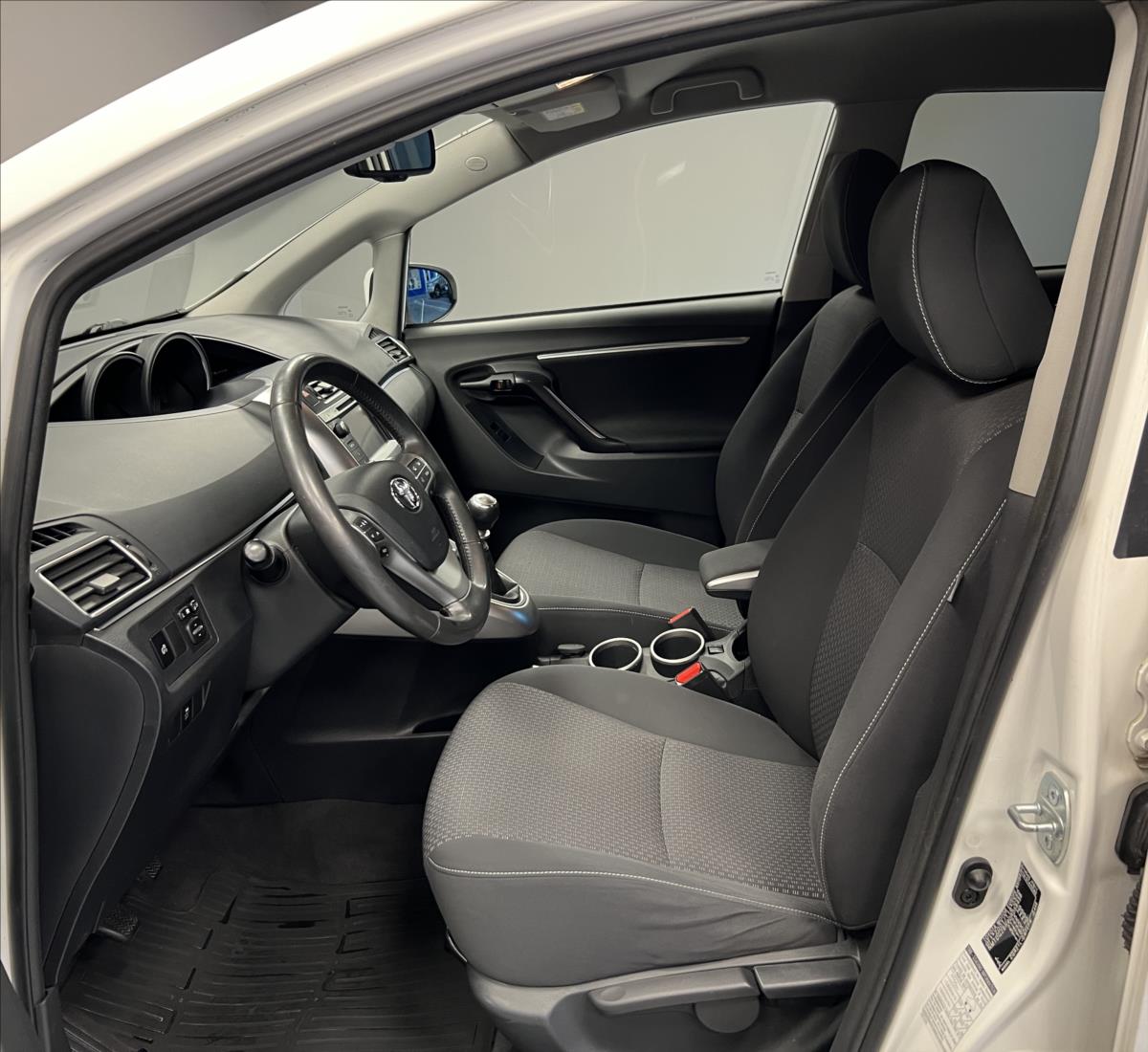 toyota-verso-1-8-active-trend - 5