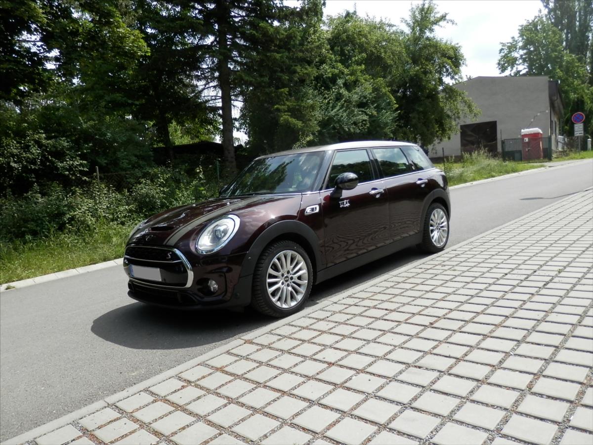 mini-clubman-s-2-0-141kw-panorama-headup-nove-v-cr - 3