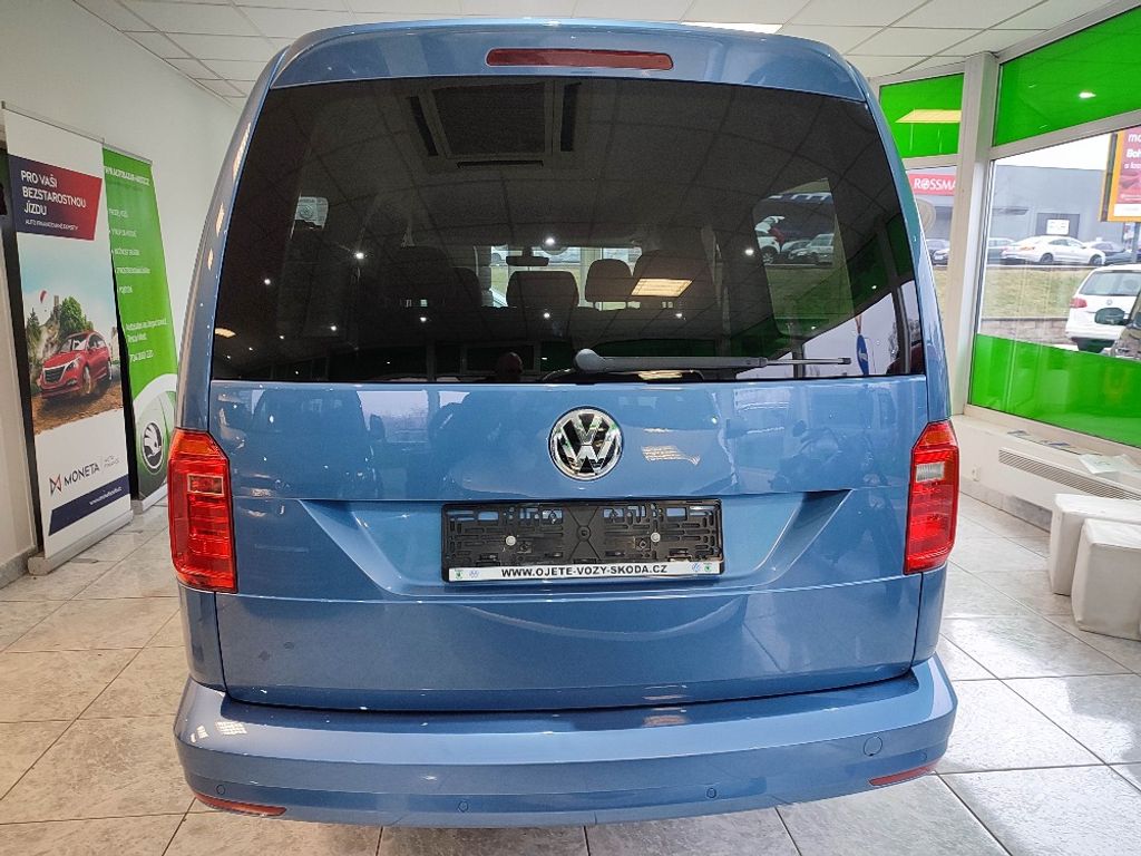 volkswagen-caddy-maxi-2-0tdi-110kw-dsg - 4