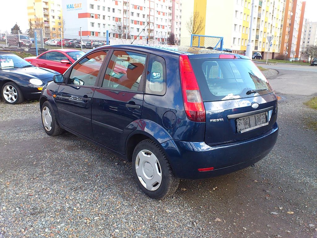 ford-fiesta-1-3-51-kw - 2