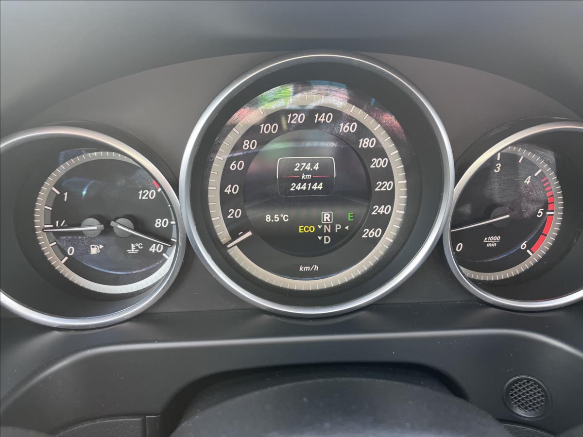 mercedes-benz-tridy-e-350cdi-4matic-vzduch-190kw - 6