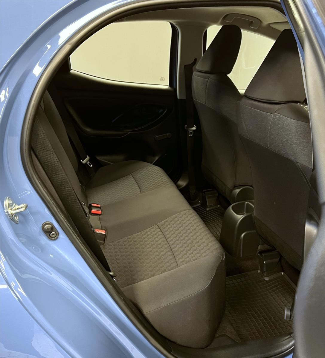 toyota-yaris-1-5-at-comfort - 9