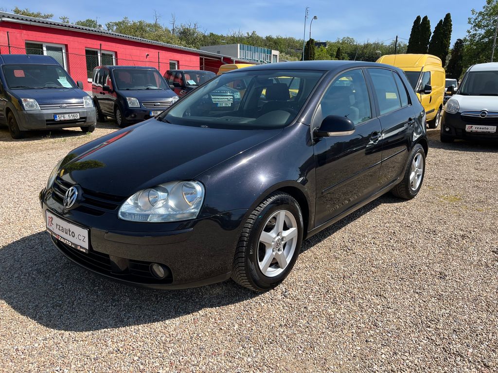 Volkswagen Golf 2.0TDI 103kW*Nova STK*