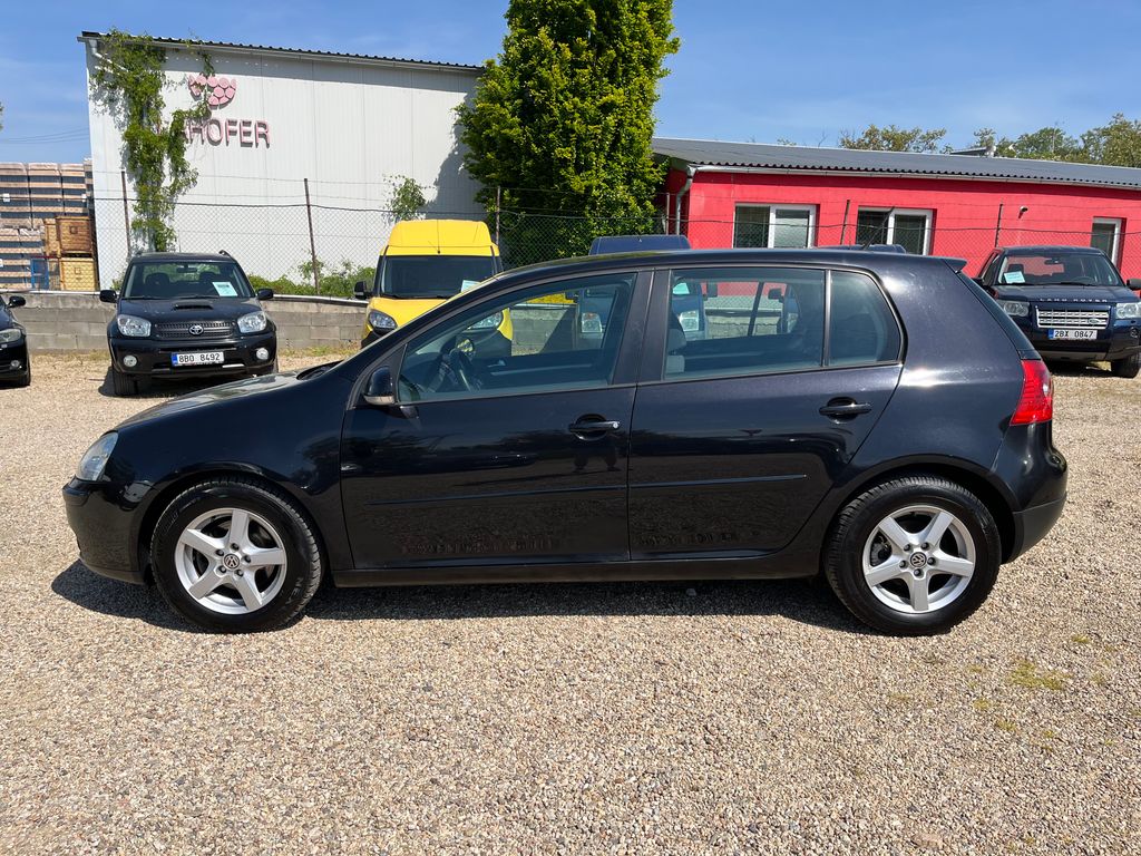 volkswagen-golf-2-0tdi-103kw-nova-stk - 1