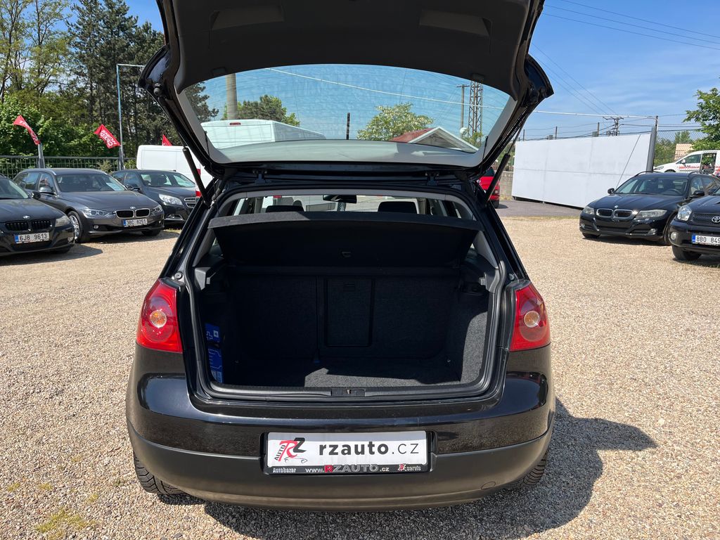 volkswagen-golf-2-0tdi-103kw-nova-stk - 4