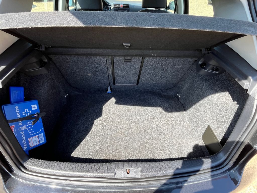 volkswagen-golf-2-0tdi-103kw-nova-stk - 5