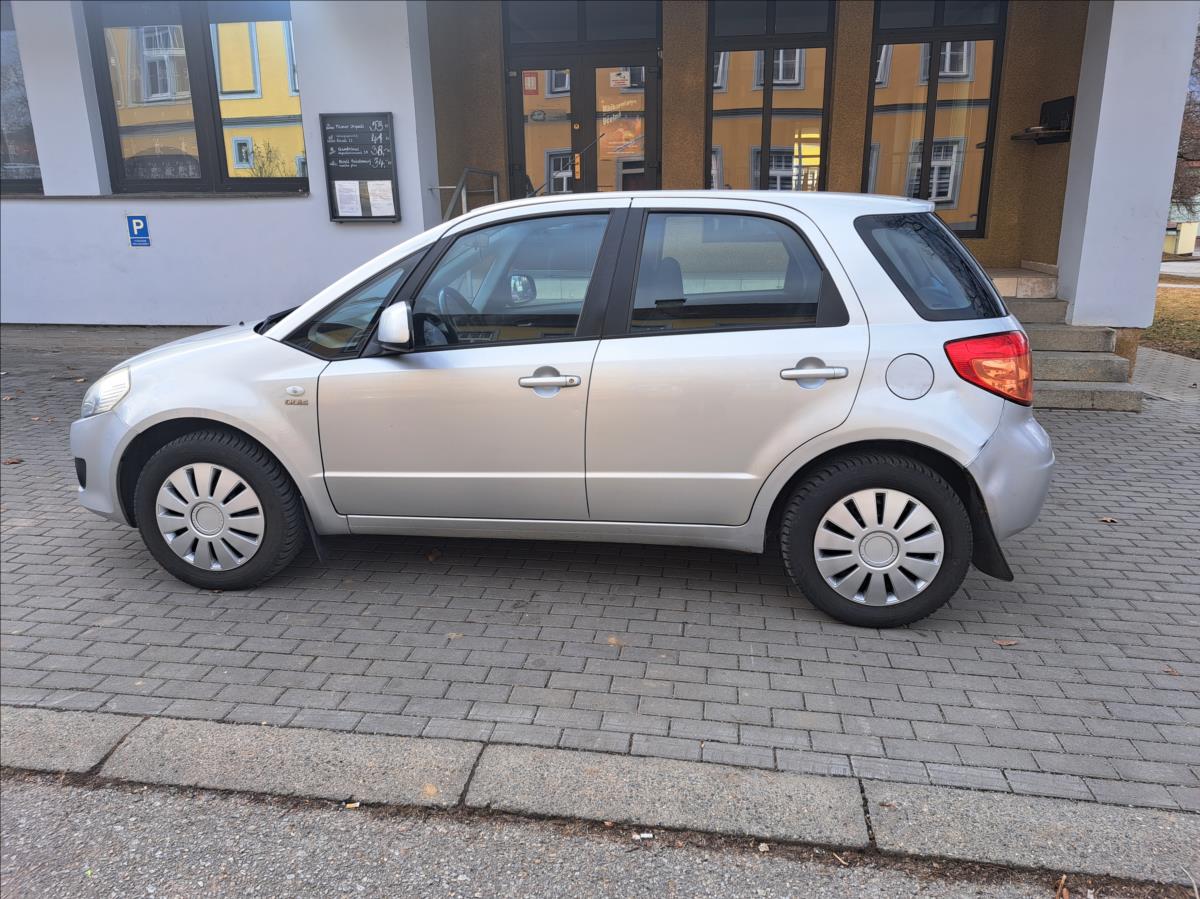 suzuki-sx4-1-9-ddis-gl-2wd - 4