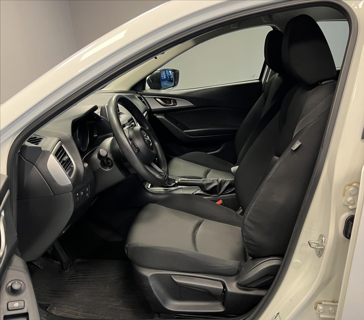 mazda-3-1-5-skyactiv-g100-emotion - 5