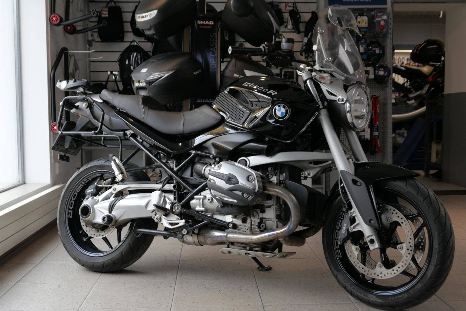 bmw-r-1200-r-r-1200-r - 0