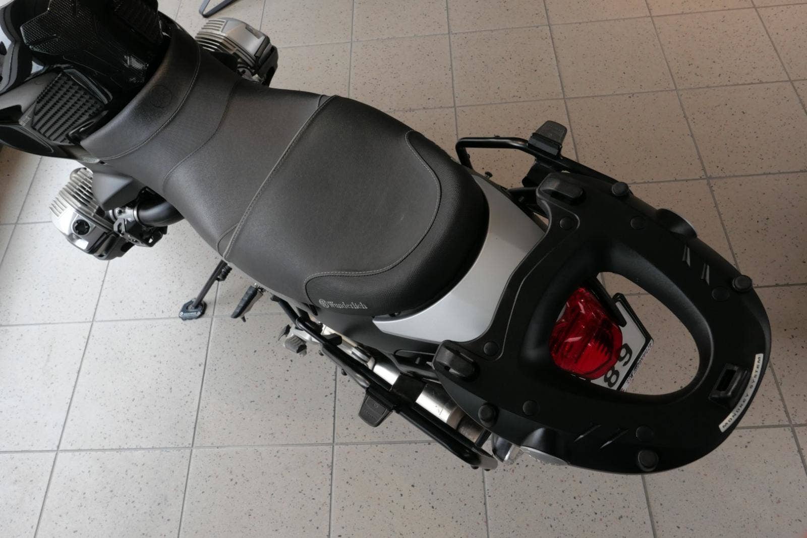 bmw-r-1200-r-r-1200-r - 14