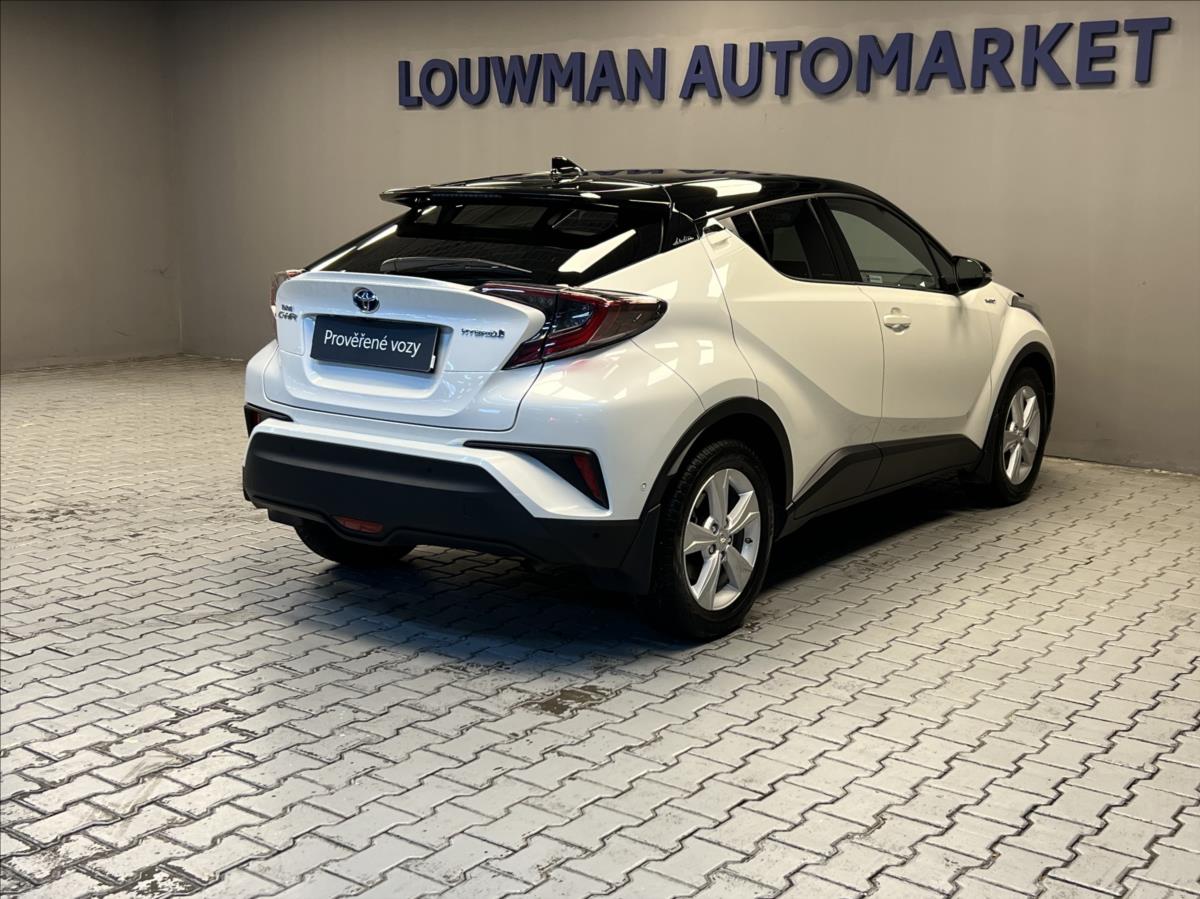toyota-c-hr-1-8-hybrid-at-selection - 1