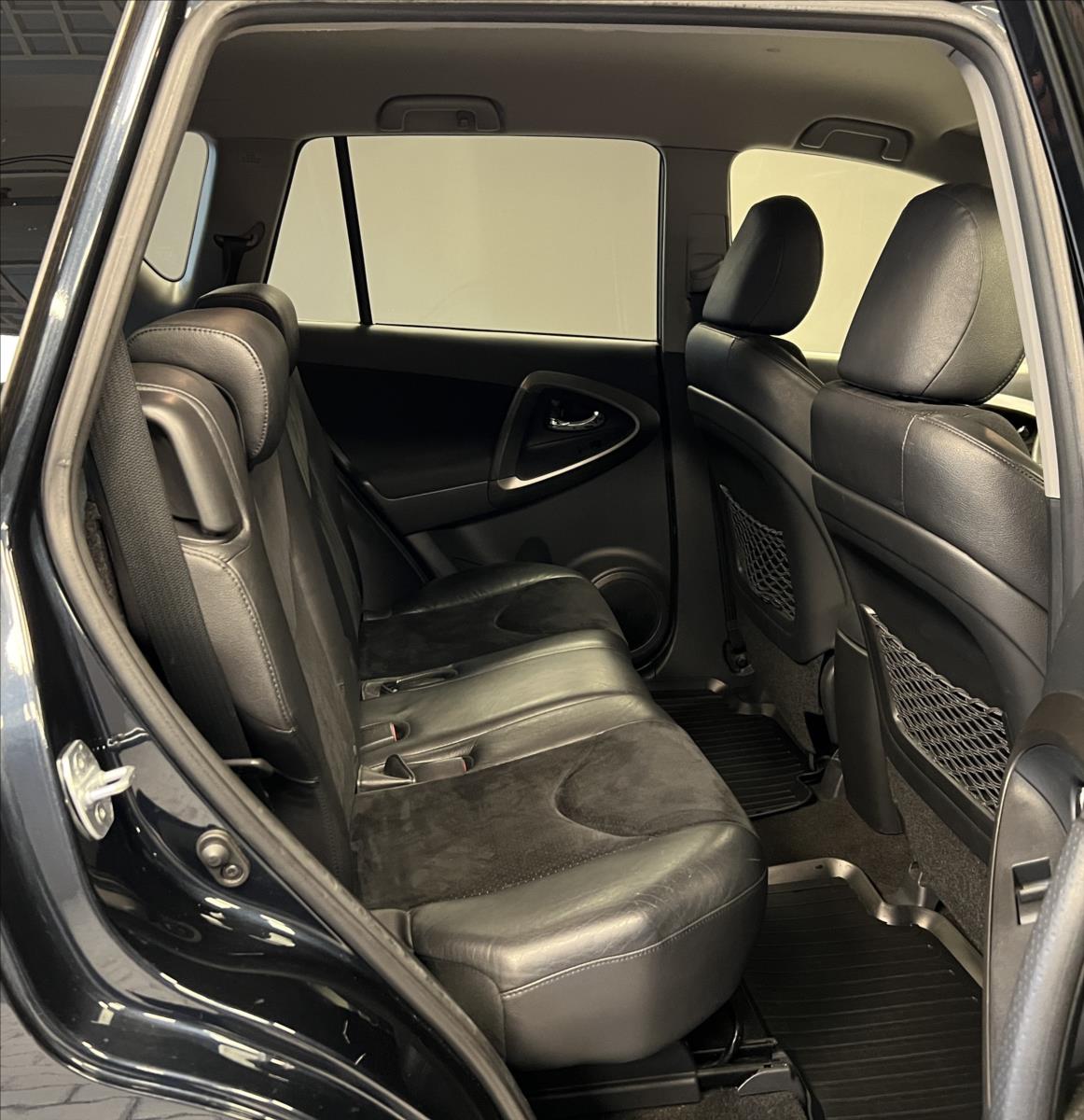 toyota-rav4-2-0-at-lux-multidrive-s - 9