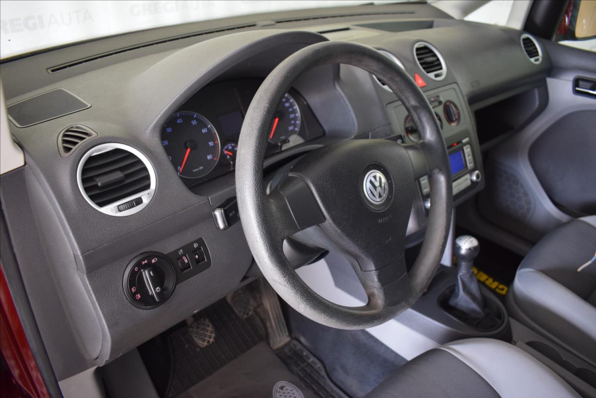 volkswagen-caddy-1-4-i-life-po-servisu-family - 7