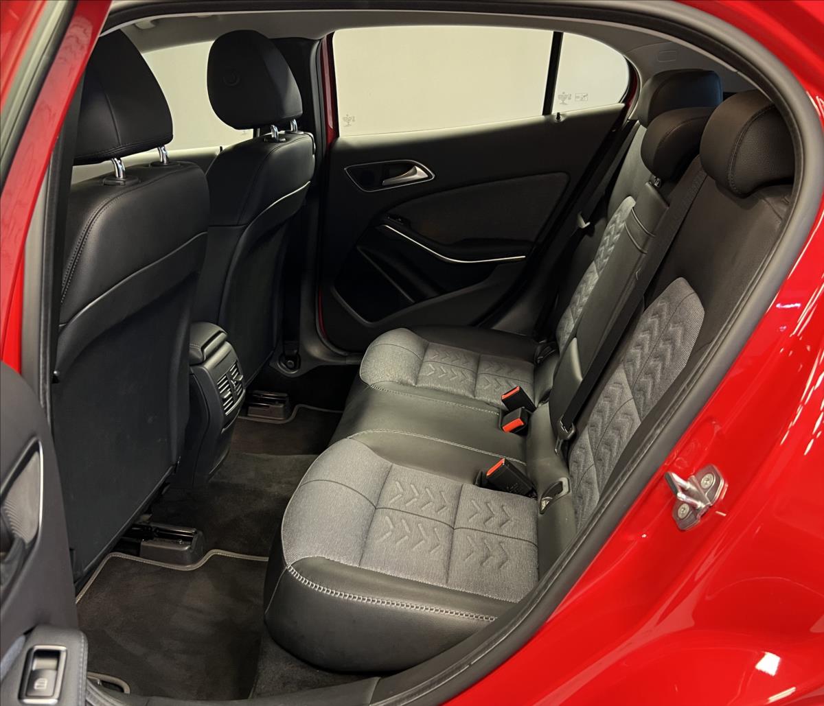 mercedes-benz-gla-1-6-gla-200 - 7