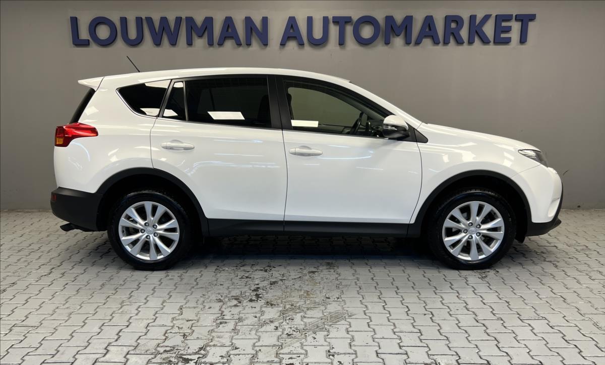toyota-rav4-2-2-d-cat-at-style-awd - 2