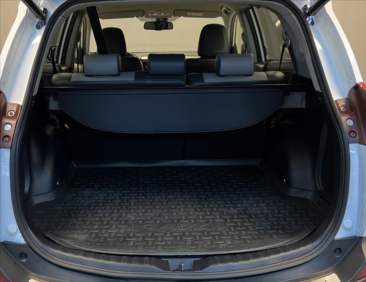 toyota-rav4-2-2-d-cat-at-style-awd - 8