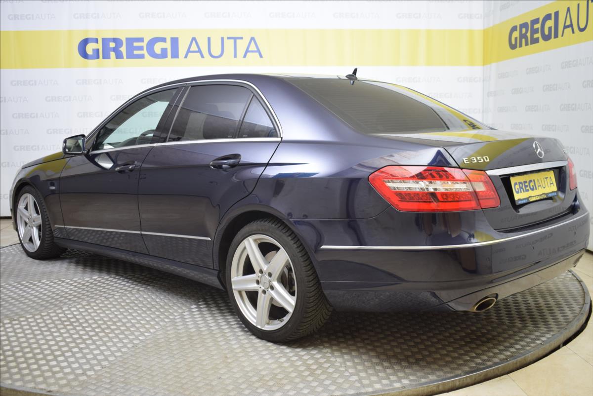 mercedes-benz-tridy-e-350cdi-pr-servis-super-stav - 4