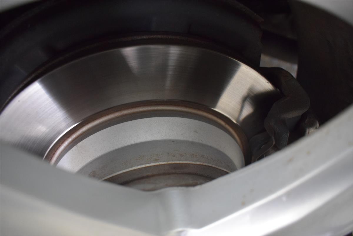 mercedes-benz-tridy-e-350cdi-pr-servis-super-stav - 7