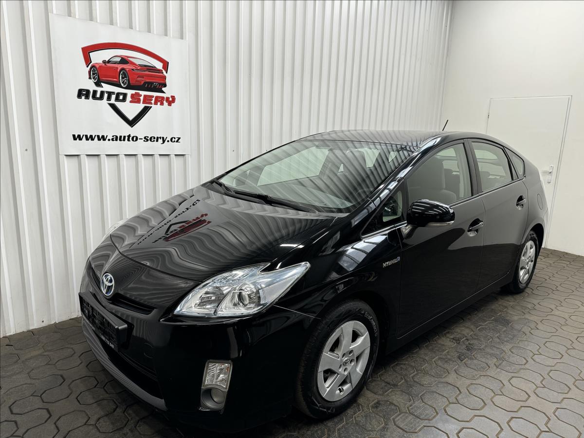 toyota-prius-1-8-vvt-i-hsd - 1